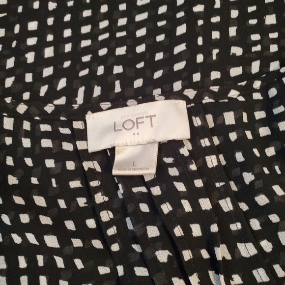 Loft Swoop Neck Top SZ L - Picture 4 of 6